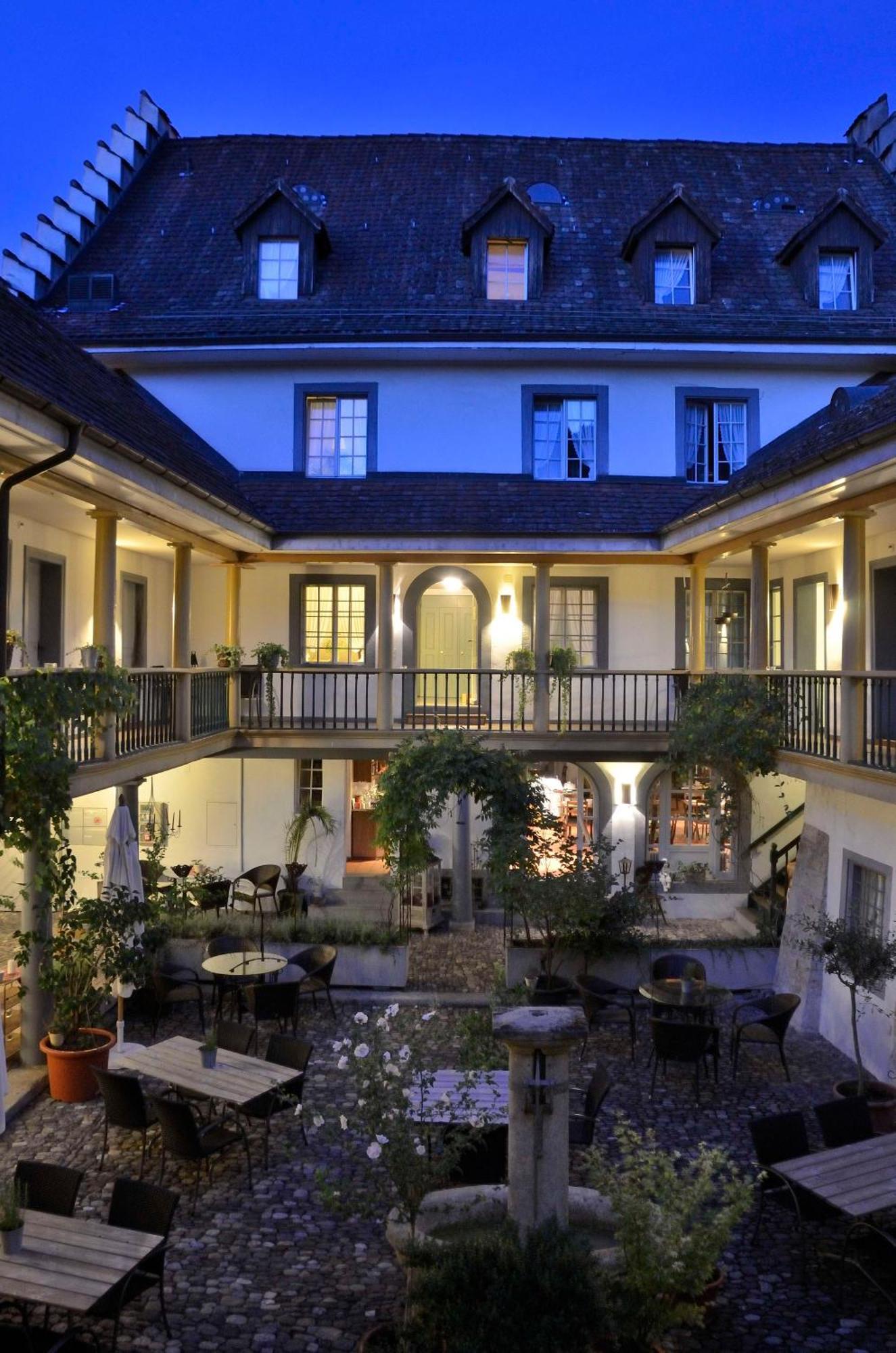 祖尔瓦格酒店 Bad Bad Zurzach 外观 照片